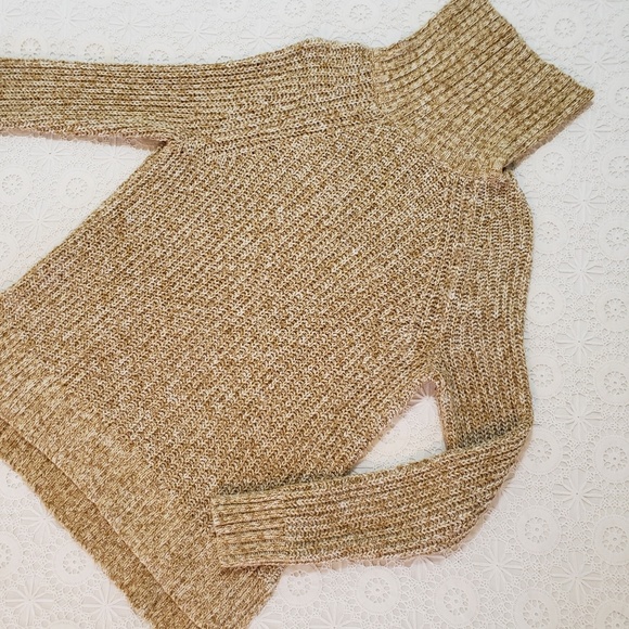 Old Navy Turtleneck Sweater, Golden Camel, Sz M - Picture 3 of 6